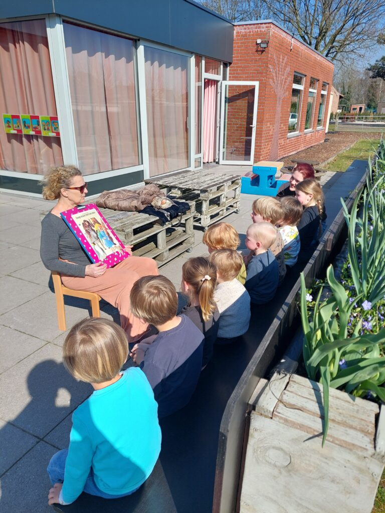 MAART= JEUGDBOEKENMAAND!