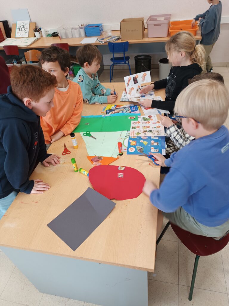 Voedingsdriehoek maken samen met het 1ste leerjaar