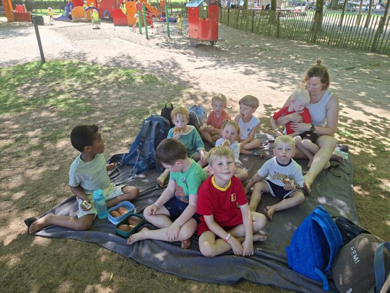 Bedankt aan de ouders van onze 3de kleuters voor de leuke verrassingsuitstap!  Het was top!